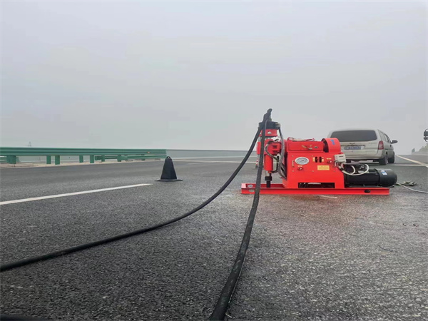 阳谷马路路基路面开裂下沉注浆加固灌浆