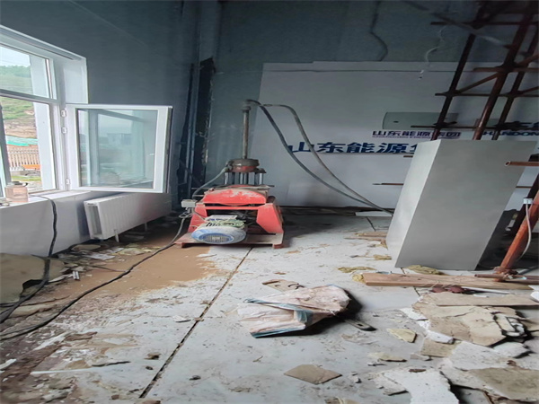 阳谷地基基础下沉墙体裂缝加固注浆顶升施工